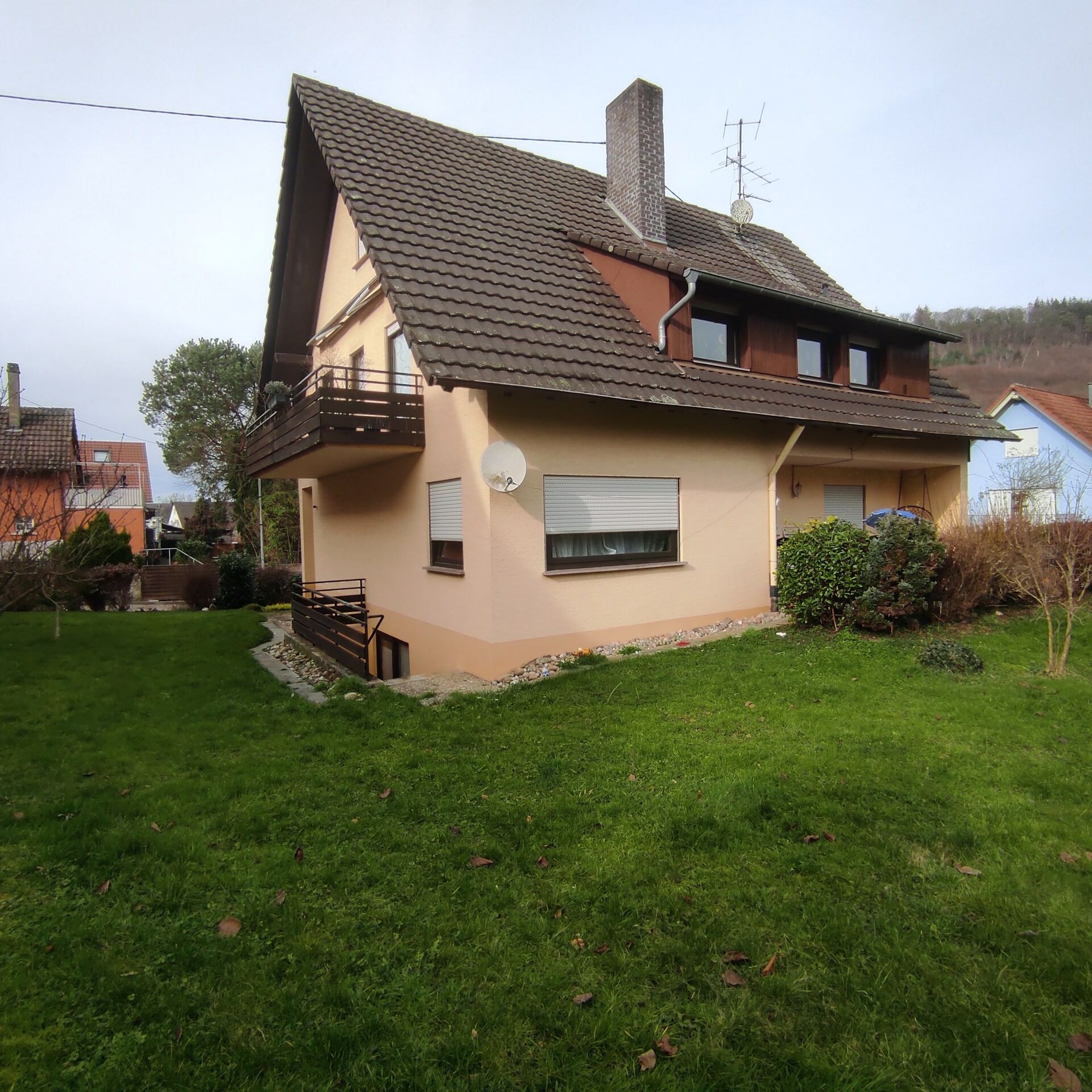 LahrSulz ZFH mit 2 Garagen, Garten und möglichem Dachausbau